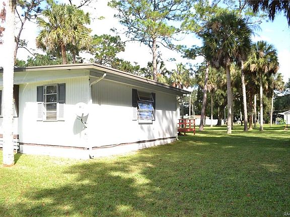 3rd image of 8324 W Amelia Ct