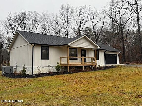 2nd image of 248 Lynn Leigh Ln