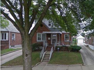 8463 256th St, Floral Park, NY 11001