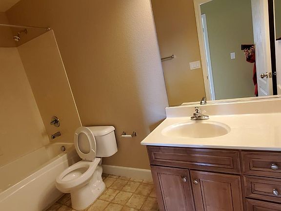 5th image of 2795 Garrett Pl