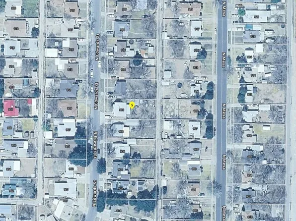 910 N Edwards St, Carlsbad, NM 88220