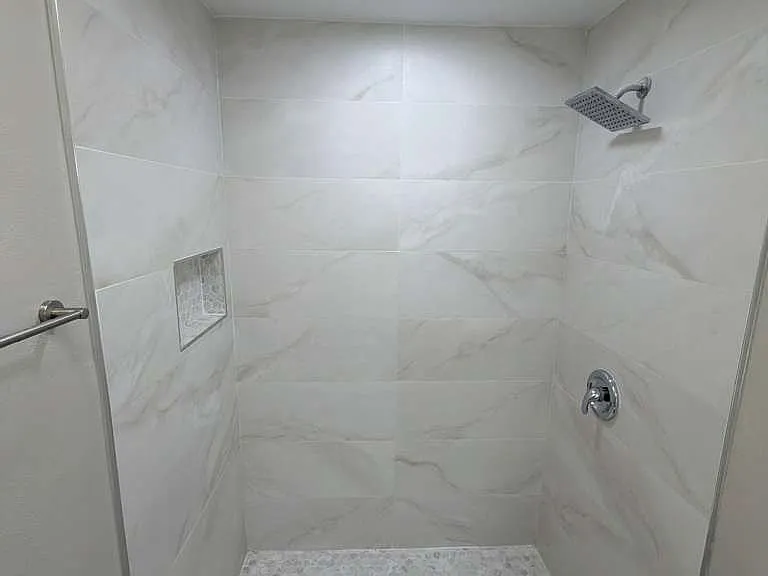 825 Grenadier Dr — Photo 14