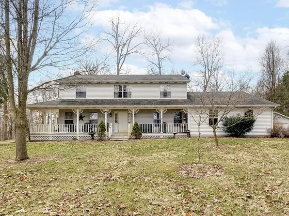 17980 Glen Rd, Gambier, OH 43022