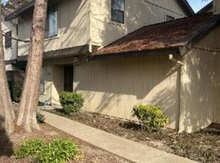 6742 Calvine Rd, Sacramento, CA 95823