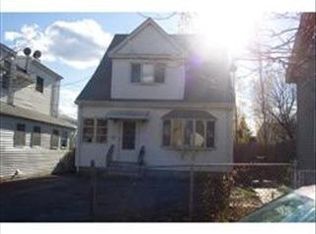26 Auburn St, Everett, MA 02149