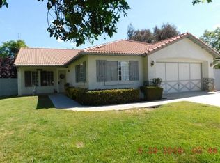 15575 Cheyenne St, Hesperia, CA 92345