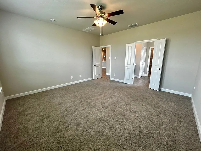 16028 Bronte Ln — Photo 14