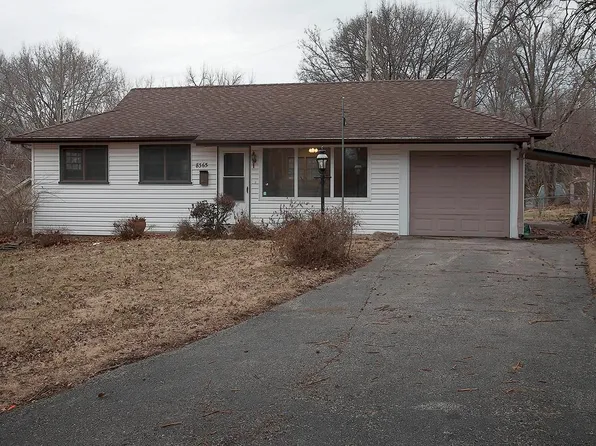 8365 Gladys Dr, Hazelwood, MO 63042