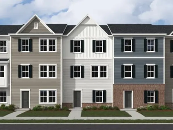 153 Swan Field Ave, Ranson, WV 25438