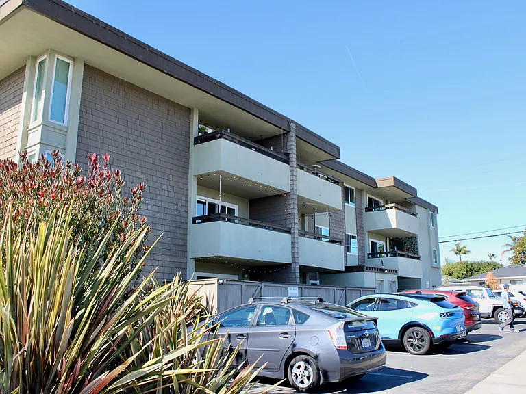 870 Diamond St #104 — Photo 11