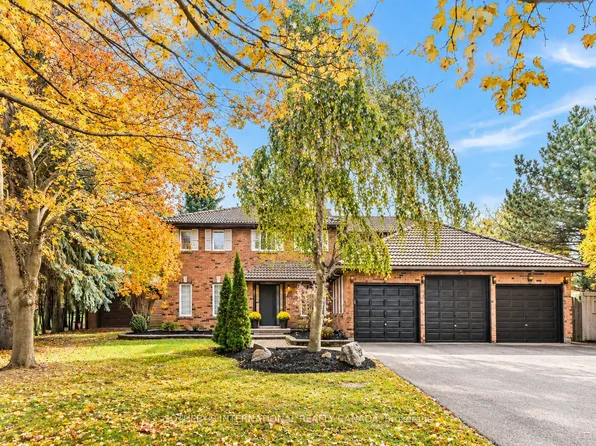 23 Hill Farm Rd, King, ON L0G 1N0