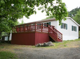 436 Old Ferry Rd, Shady cove, OR 97539