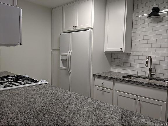 4th image of 1946 Willings Ln