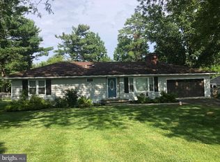 27 Dublin Rd, Pennington, NJ 08534