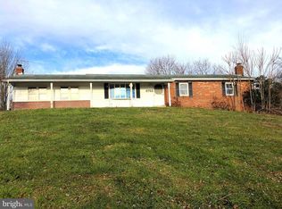 6762 Runkles Rd, Mount Airy, MD 21771