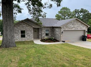 8822 Teetwood Rd, Sherwood, AR 72120