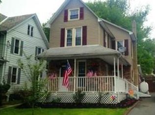 761 Carbon St, Walnutport, PA 18088