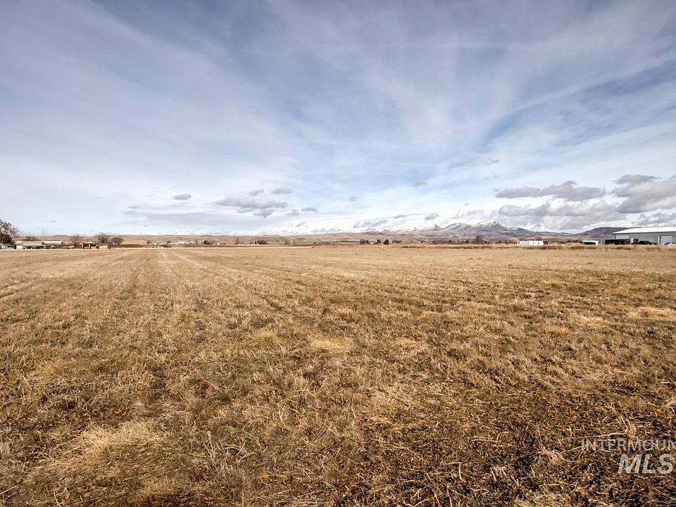 1st image of Idaho Blvd