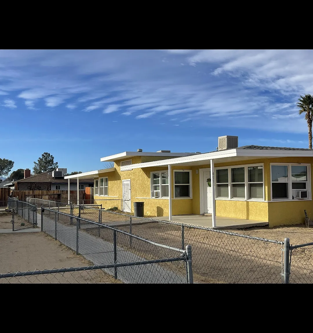 2 bed, 990 sqft, $1,350 — Photo 1