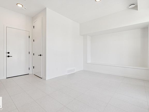 4th image of 10329 Wadhurst Rd NW
