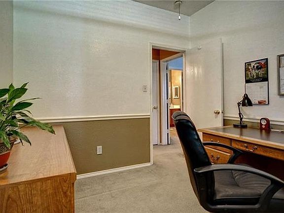 3rd image of 6366 Stonewater Bend Trl
