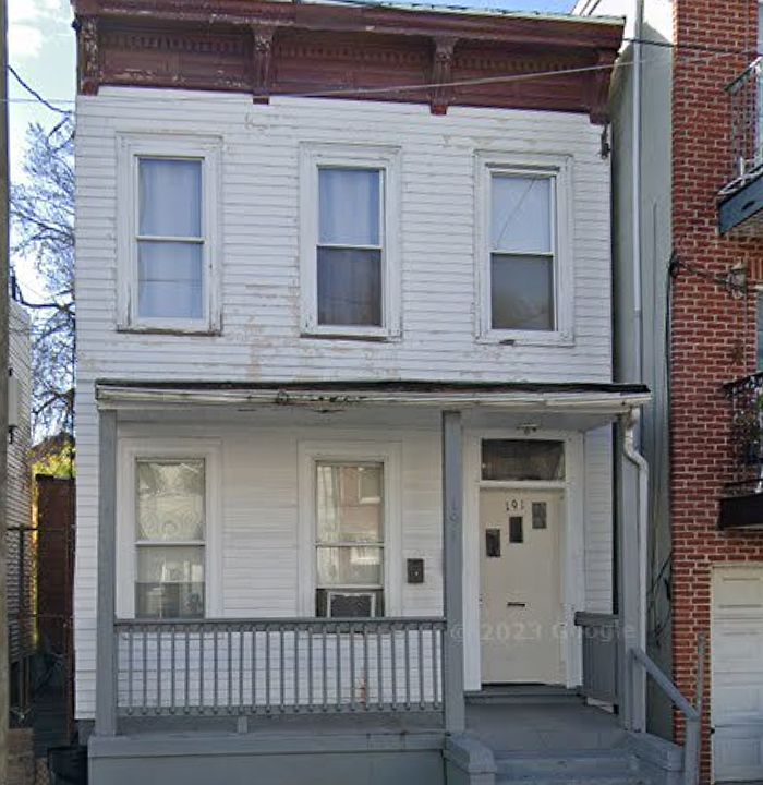 1st image of 191 Union St