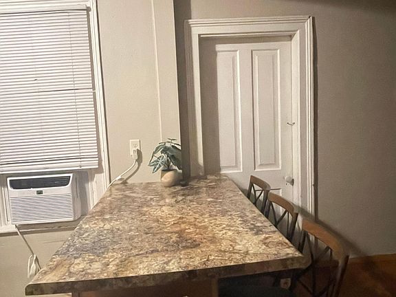 4th image of 803 W 5th St #1