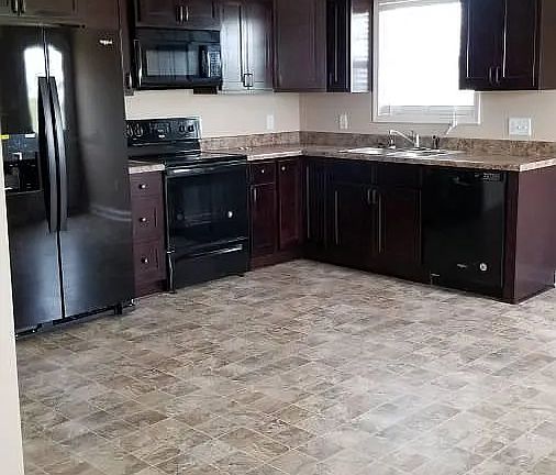 4th image of 480 Saint Cloud Ct