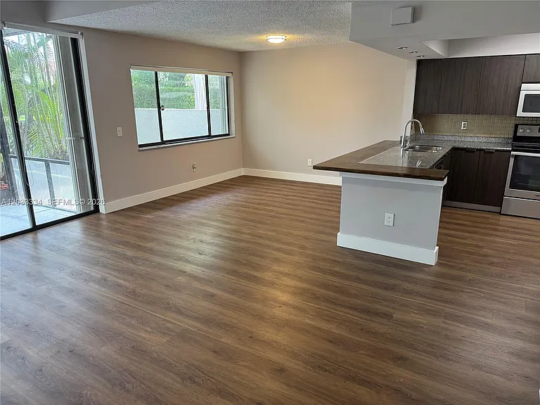 11749 Terra Bella Blvd — Photo 5