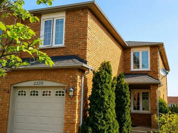2239 Dale Ridge Dr, Oakville, ON L6M 3L4