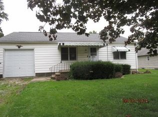 1405 W South 4th St, Shelbyville, IL 62565