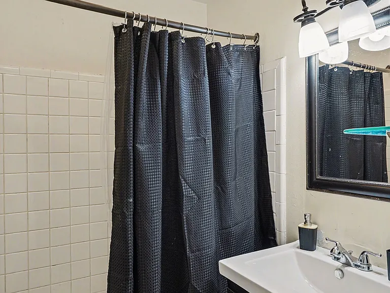 1231 Ferndale Ave — Photo 10