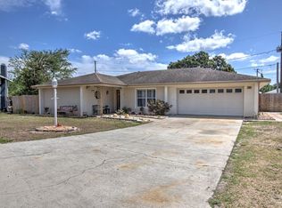 112 Lagoon Rd, Winter Haven, FL 33884