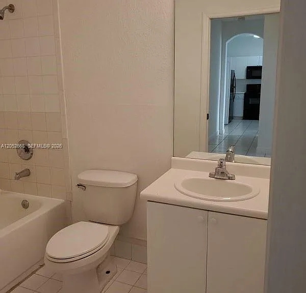 2925 SE 16th Ave #102 — Photo 14
