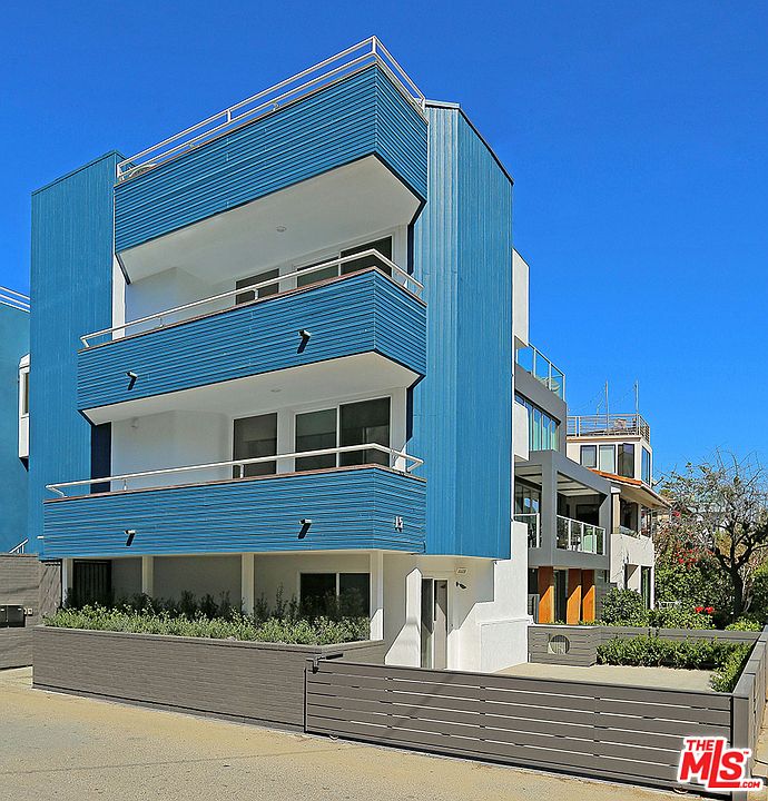 1st image of 15 26th Ave #1