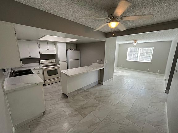 2nd image of 6144 Camino De Rosa Dr #2