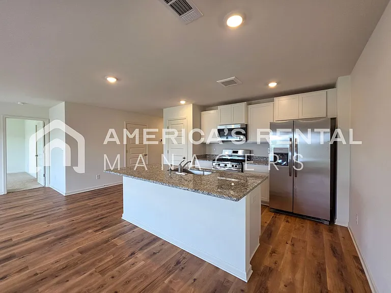 9314 Parkway Gardens Loop — Photo 41