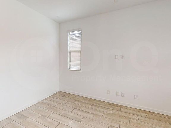 3rd image of 2567 W Hidalgo Ave