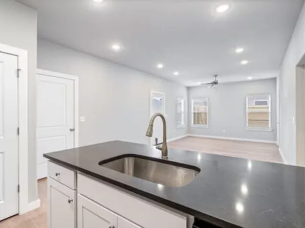 Farmington Hills Duplexes