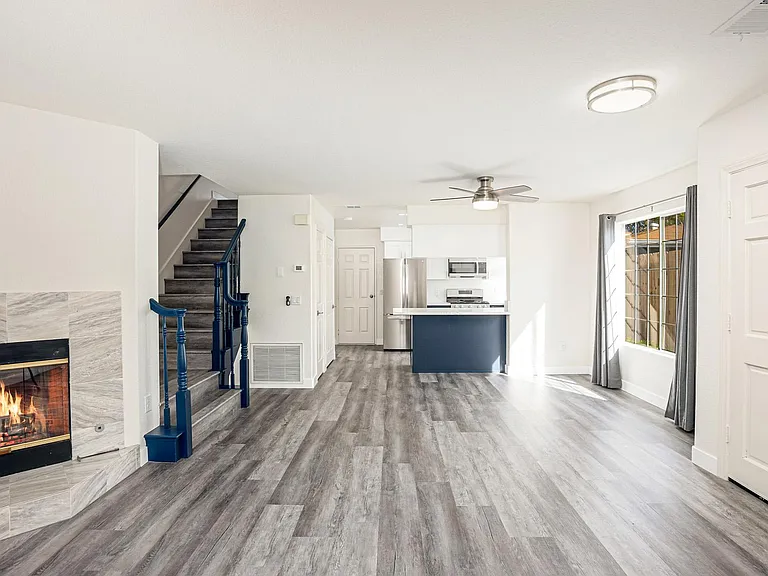 1568 Oliver Ave #C — Photo 4