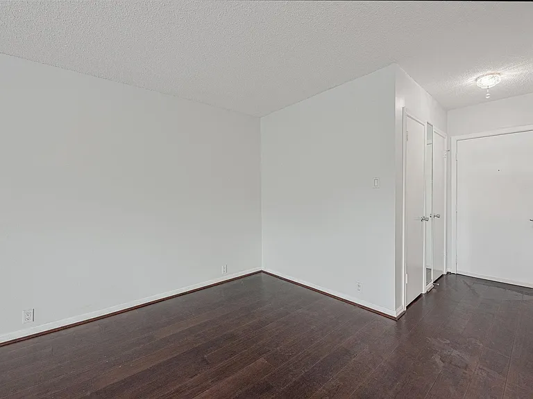 2601 Bellefontaine St #B309 — Photo 20