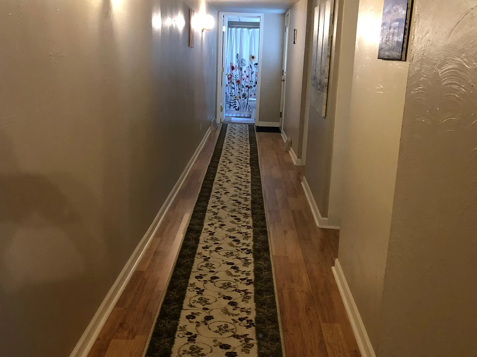 1148 Greenfield Ave — Photo 4