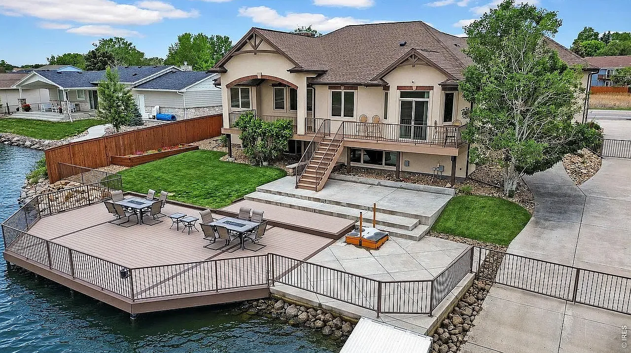 5 bed, 4202 sqft, $6,000 — Photo 3