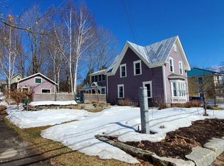 156 Middle St, Farmington, ME 04938
