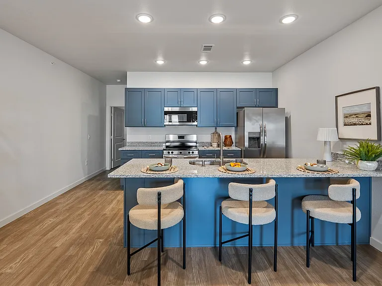 Willow Crossing Apartments — Photo 23