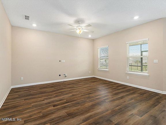 5th image of 231 River Mist Dr