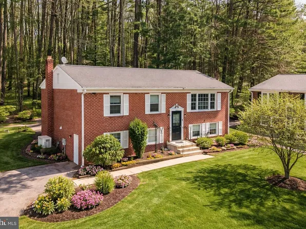 5210 W Boniwood Turn, Clinton, MD 20735