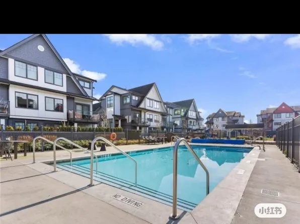 19451 Sutton Ave #210, Pitt Meadows, BC V3Y 0G6