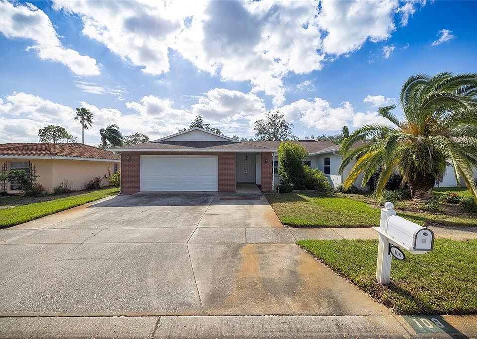 1st image of 108 Forest Cir