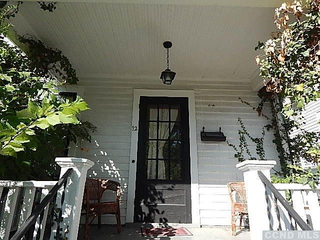 1st image of 12 Oakwood Blvd